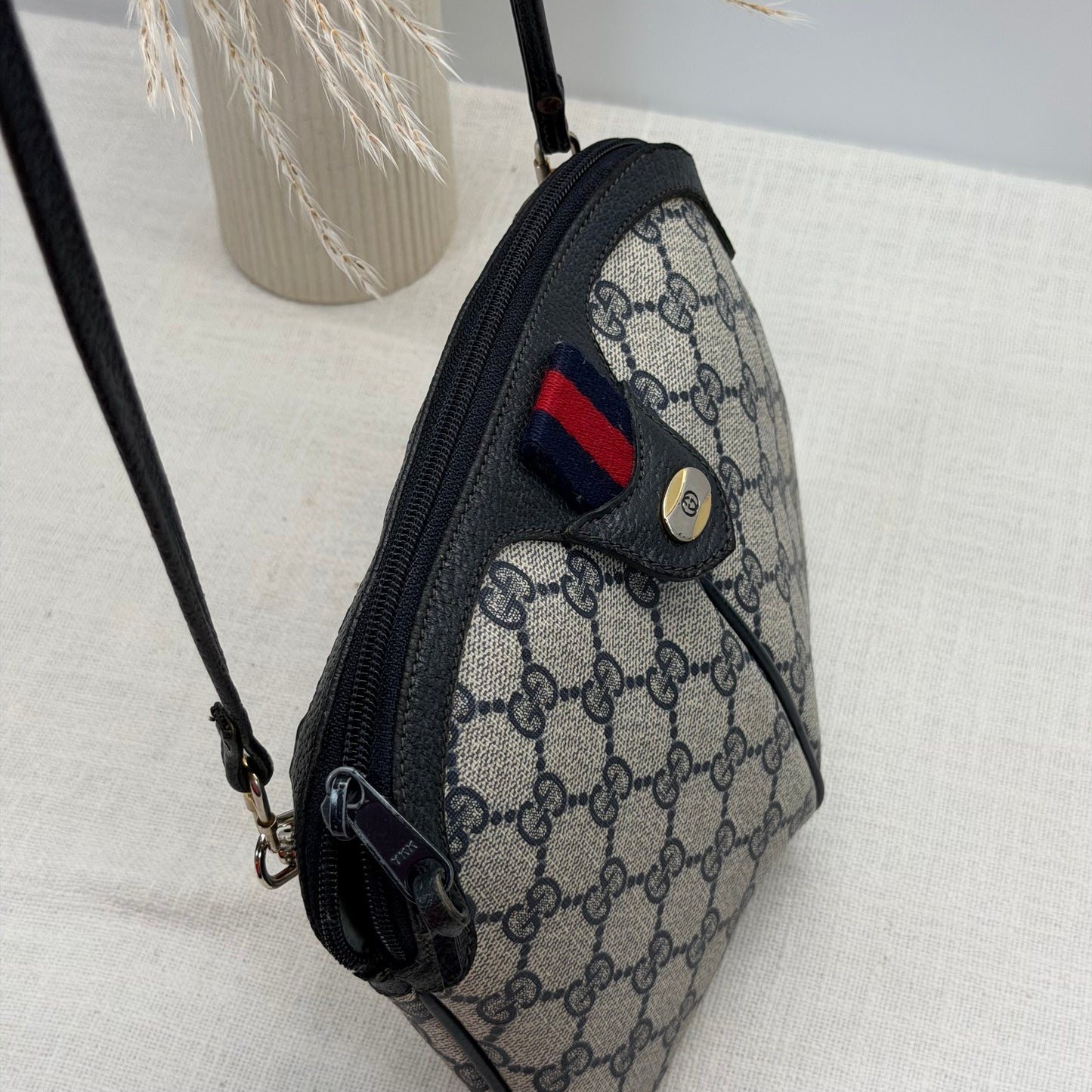 Authentic GUCCI Supreme Sherry Crossbody