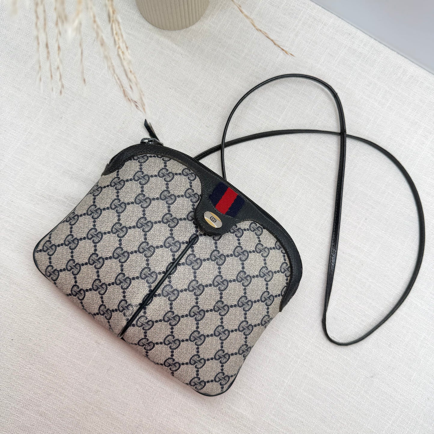Authentic GUCCI Supreme Sherry Crossbody