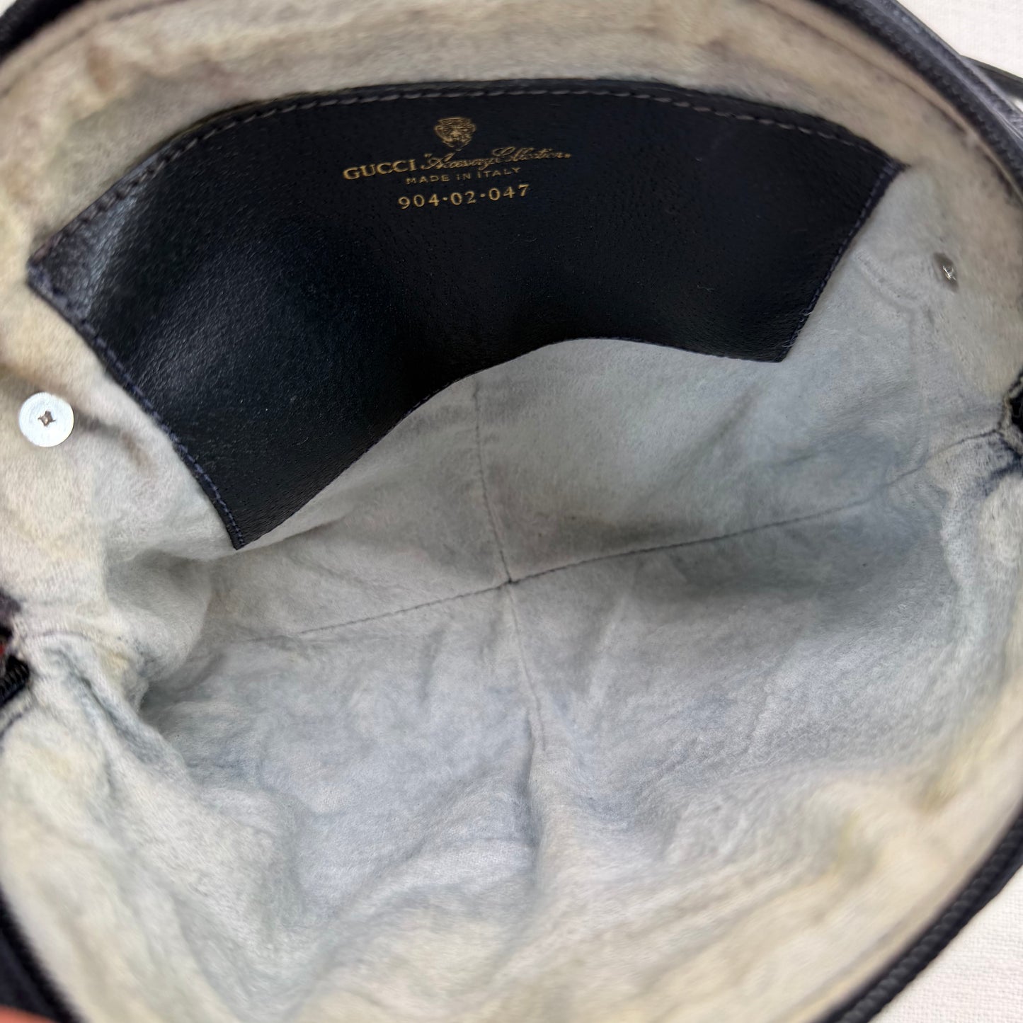 Authentic GUCCI Supreme Sherry Crossbody