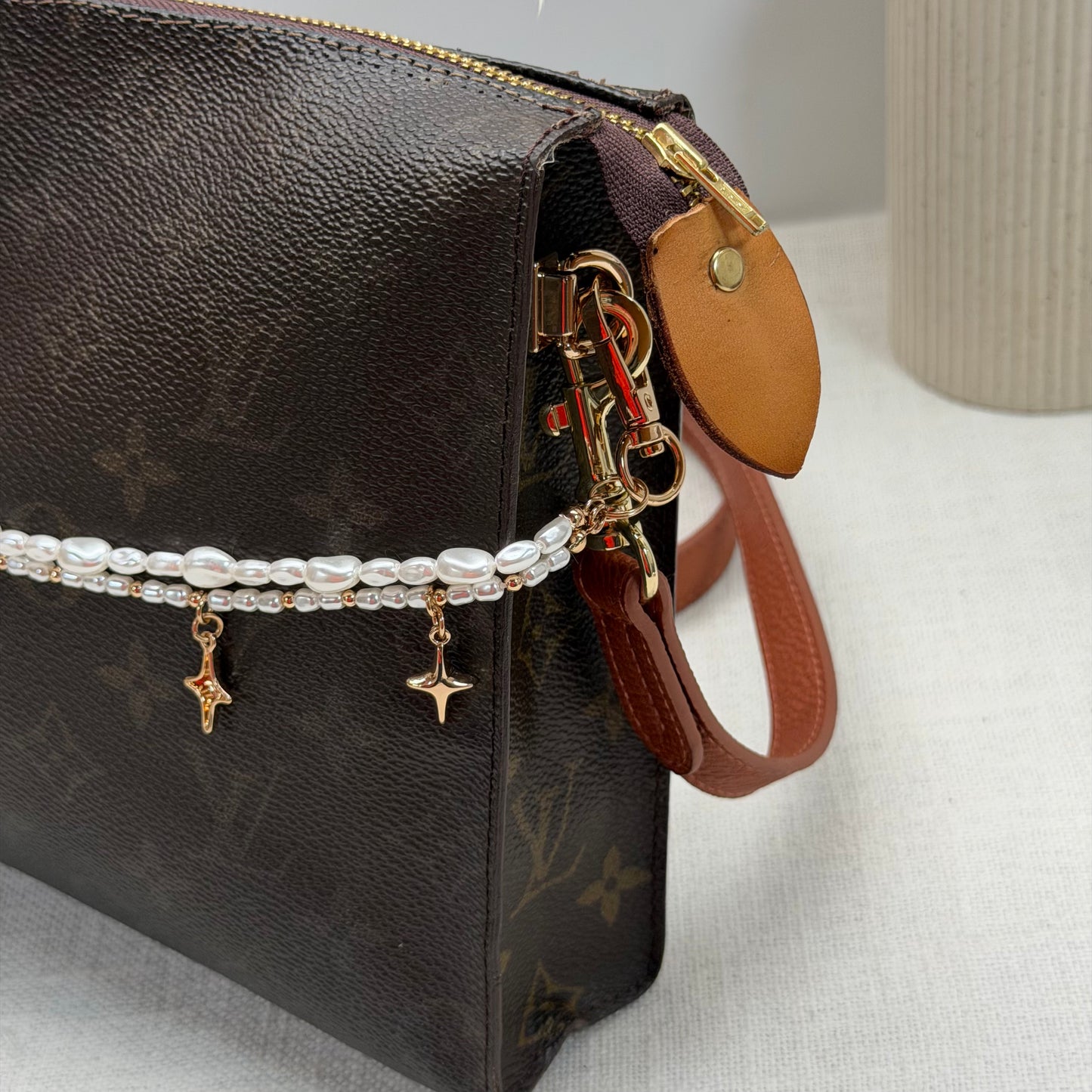Authentic Louis Vuitton Monogram Toiletry 26 Crossbody