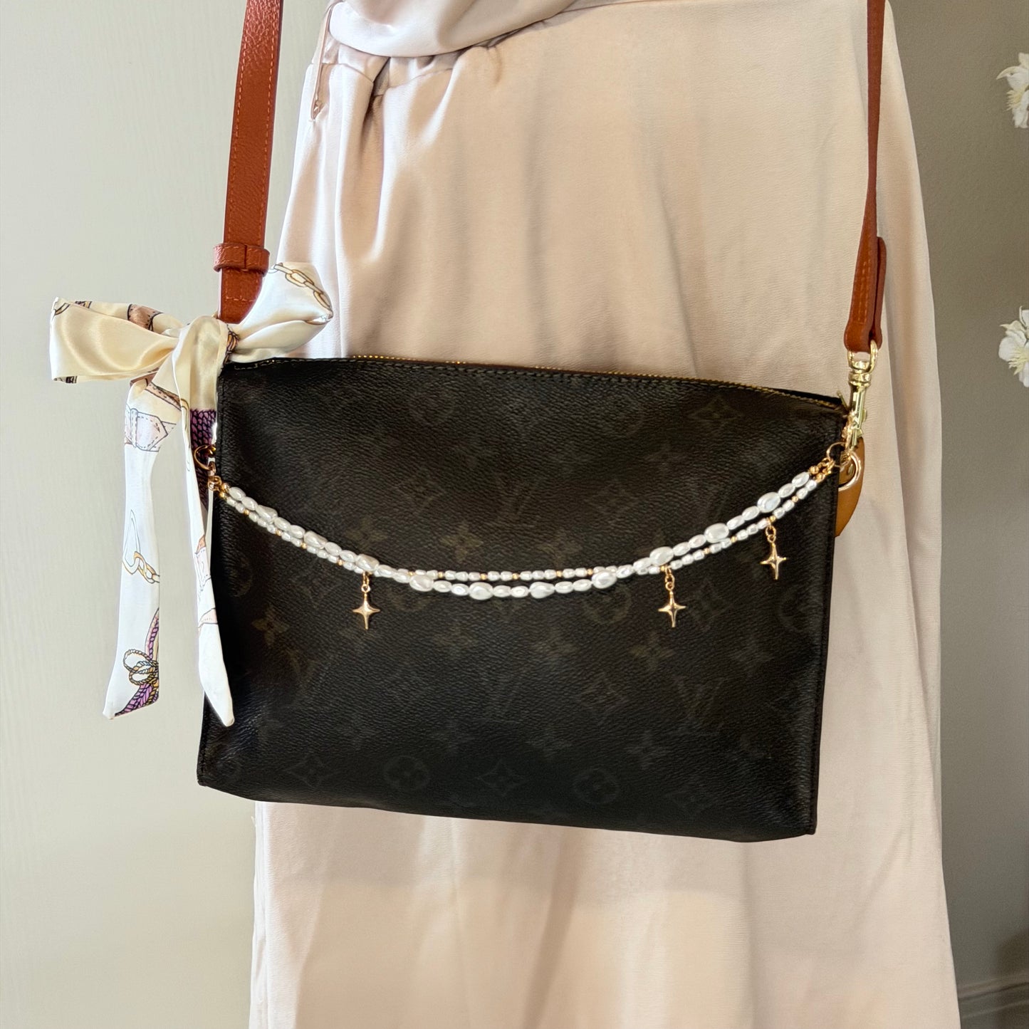 Authentic Louis Vuitton Monogram Toiletry 26 Crossbody