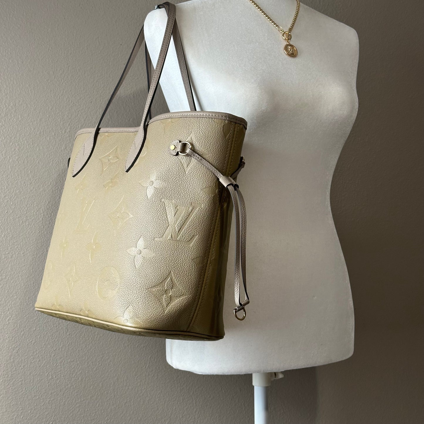 Authentic Louis Vuitton Turtle Dove Empreinte Neverfull MM