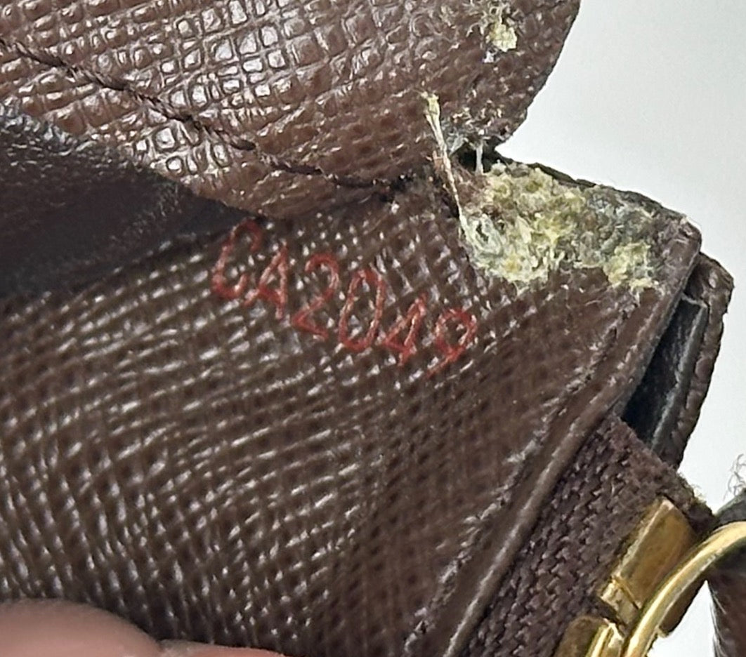 Authentic Louis Vuitton 2009 Damier Ebene Insolite Wallet Crossbody